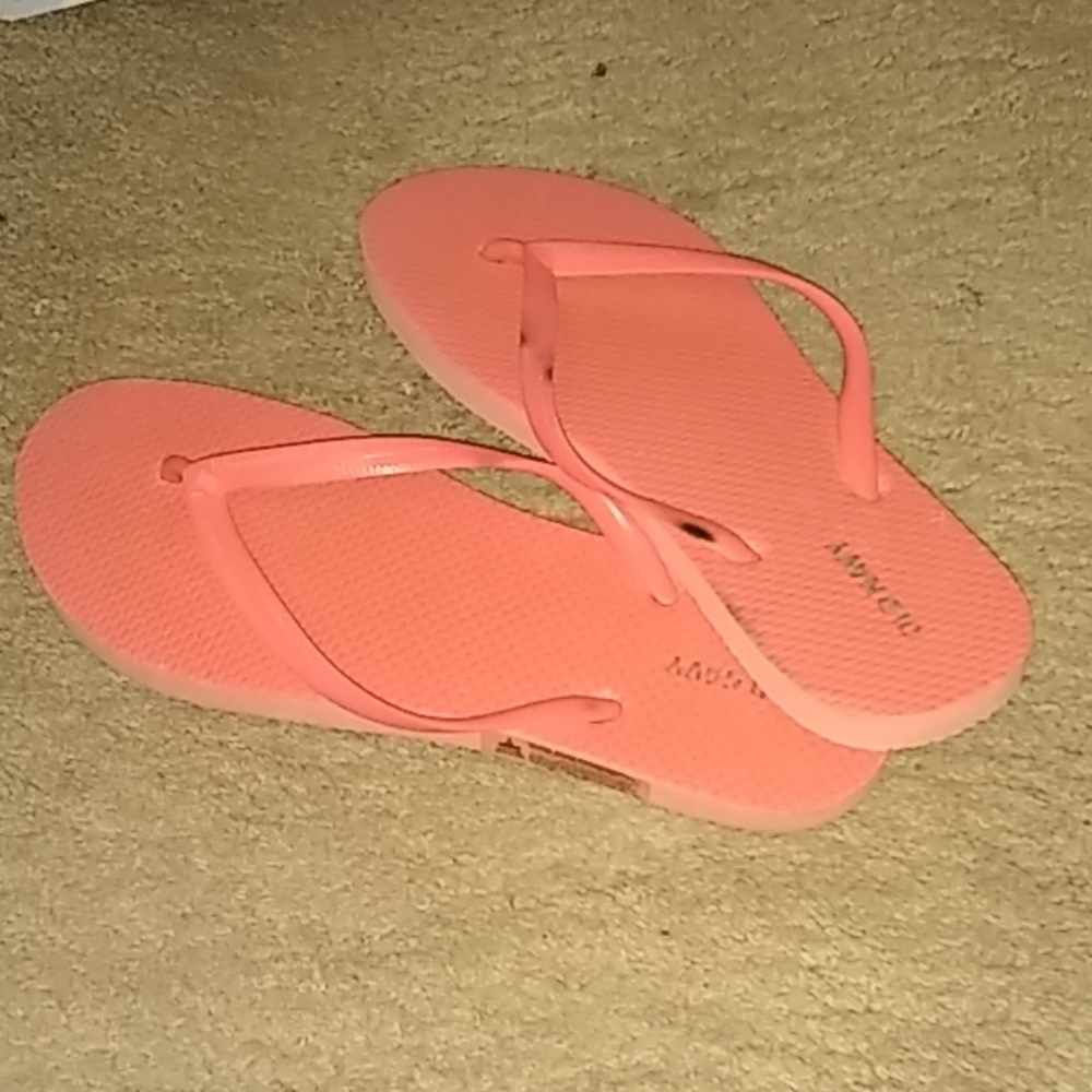 Flip flops